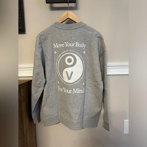 Outdoor Voices Sweatshirt - Picture 2 of 4